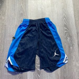 Athletic shorts boys M